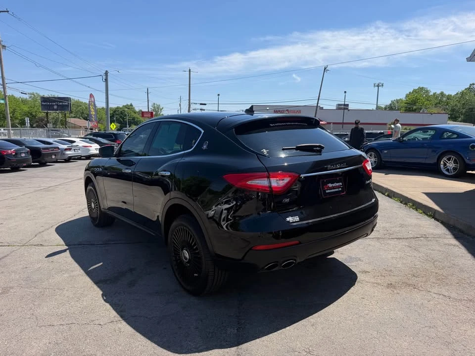 2018 Maserati Levante - Image 6 of 18