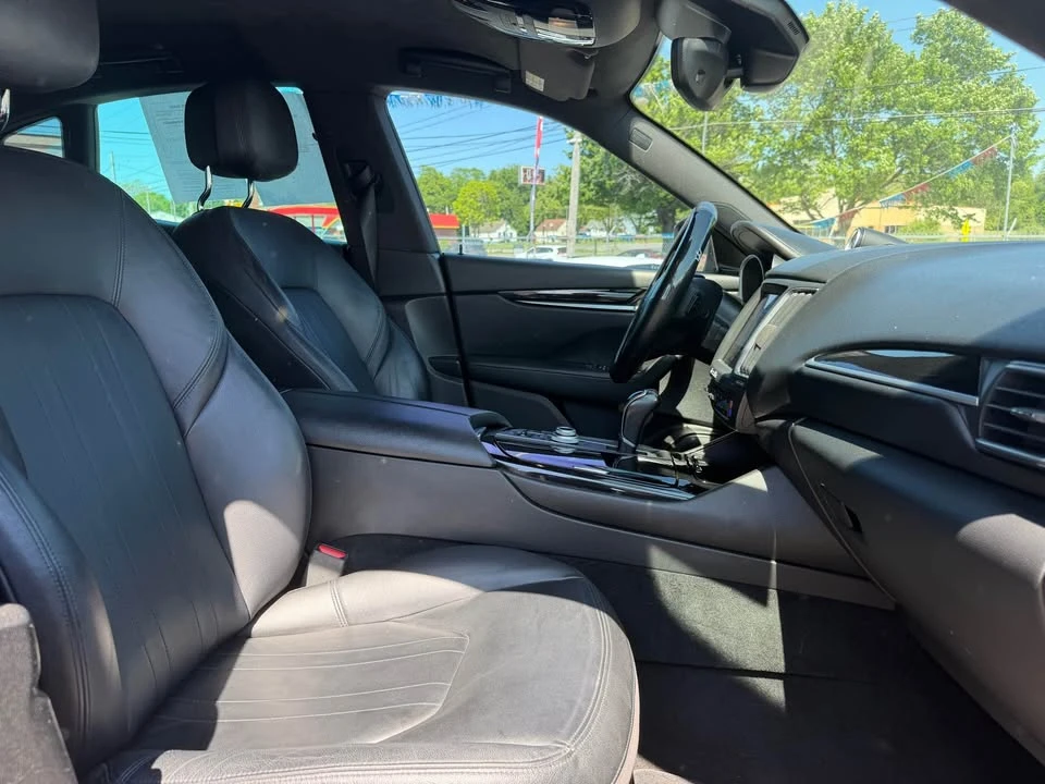 2018 Maserati Levante - Image 11 of 18