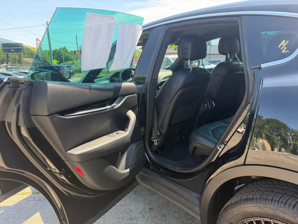 2018 Maserati Levante - Image 10 of 18