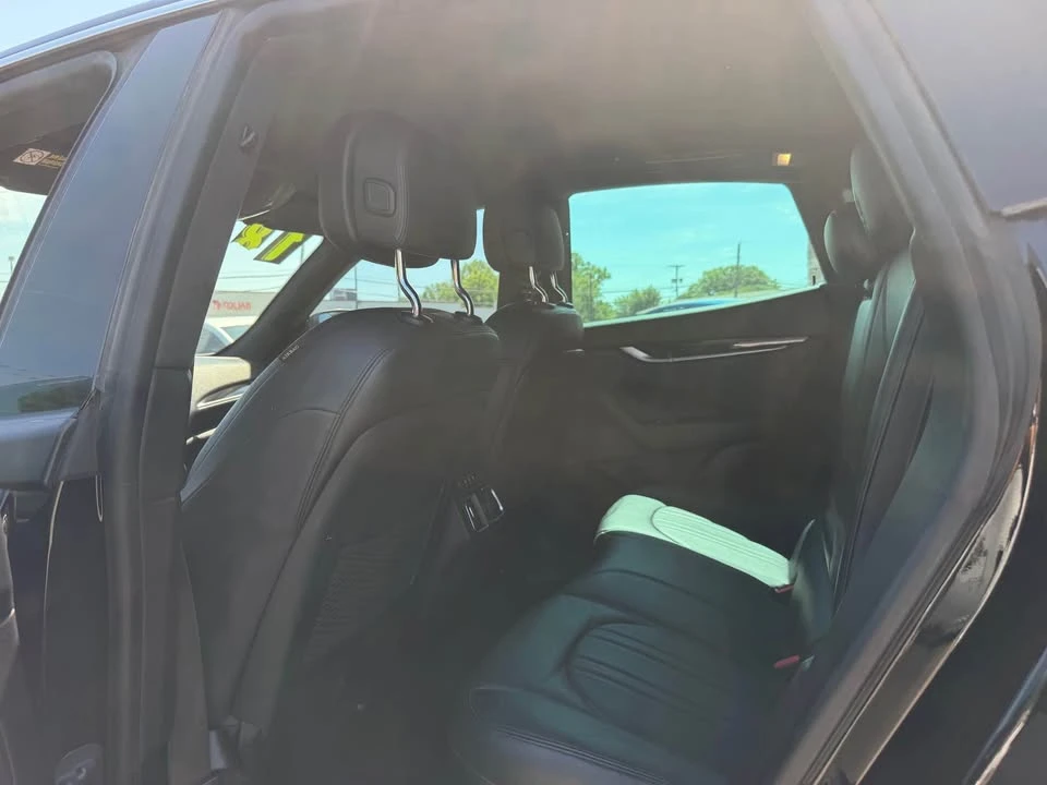 2018 Maserati Levante - Image 9 of 18