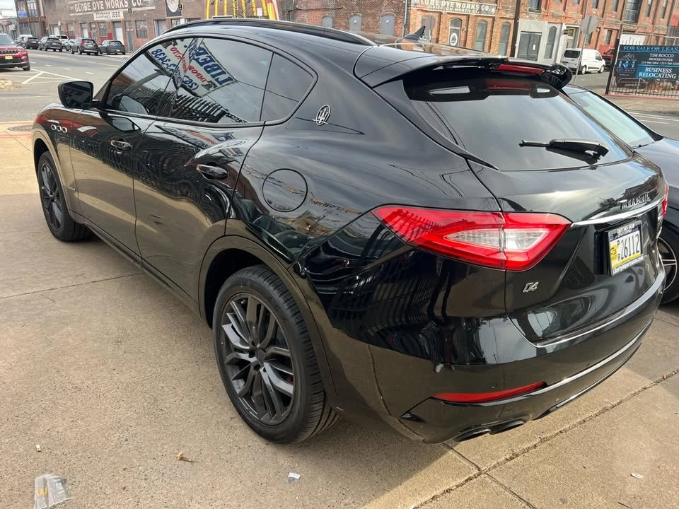 2018 Maserati Levante - Image 4 of 18