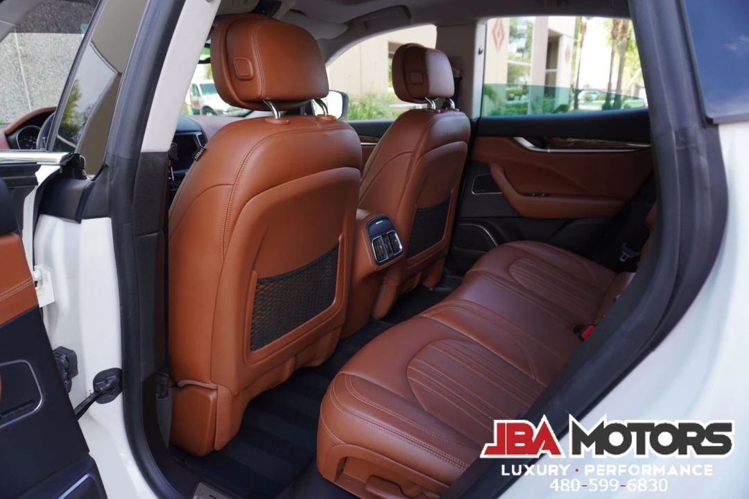 2018 Maserati Levante - Image 6 of 12