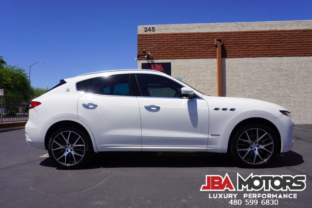 2018 Maserati Levante - Image 10 of 12