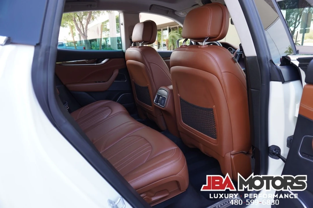 2018 Maserati Levante - Image 7 of 12