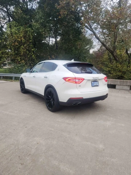 2018 Maserati Levante - Image 2 of 11