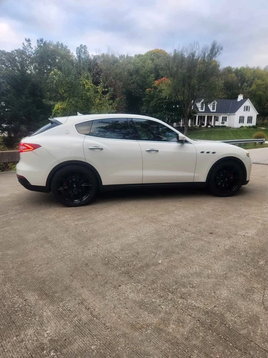 2018 Maserati Levante - Image 5 of 11