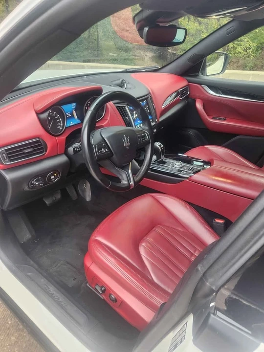 2018 Maserati Levante - Image 8 of 11