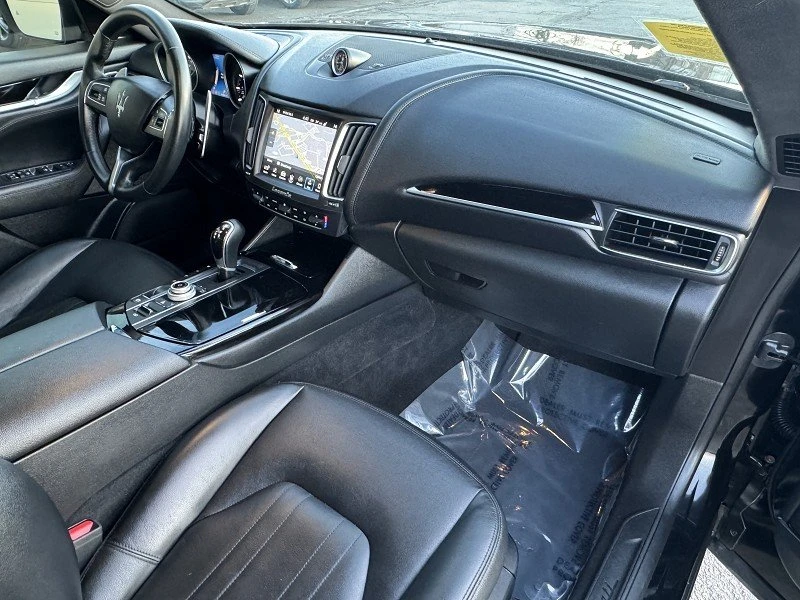 2018 Maserati Levante - Image 12 of 19