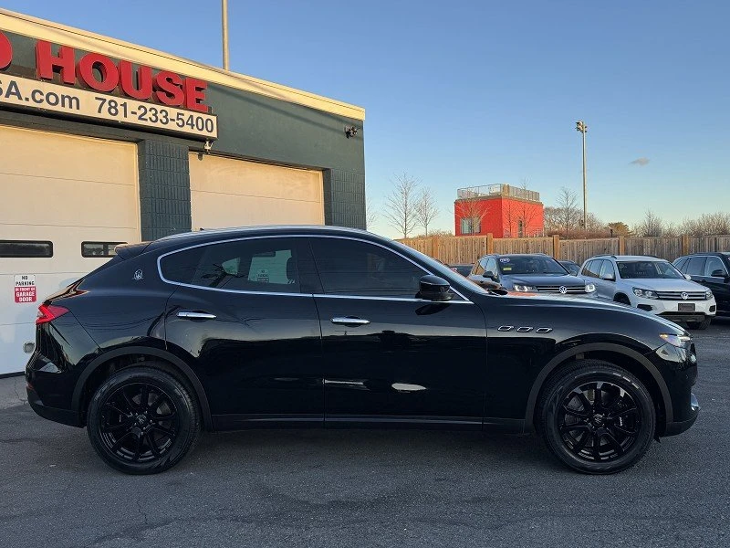 2018 Maserati Levante - Image 10 of 19
