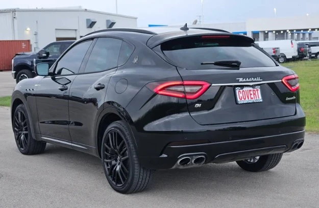 2018 Maserati Levante - Image 9 of 12