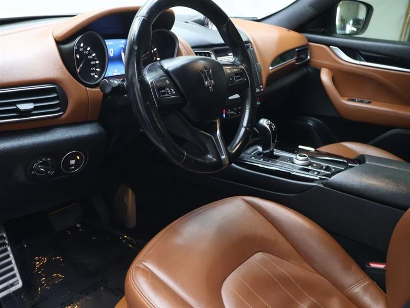 2018 Maserati Levante - Image 16 of 19