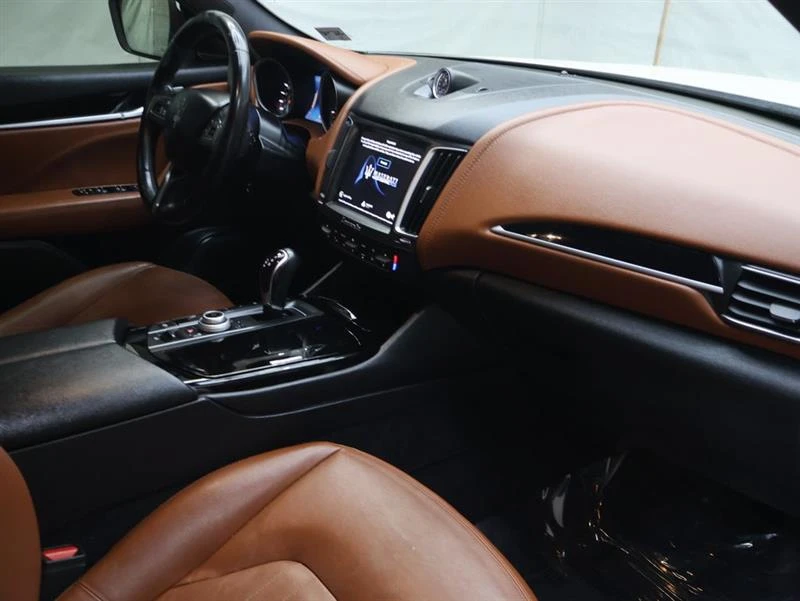 2018 Maserati Levante - Image 9 of 19
