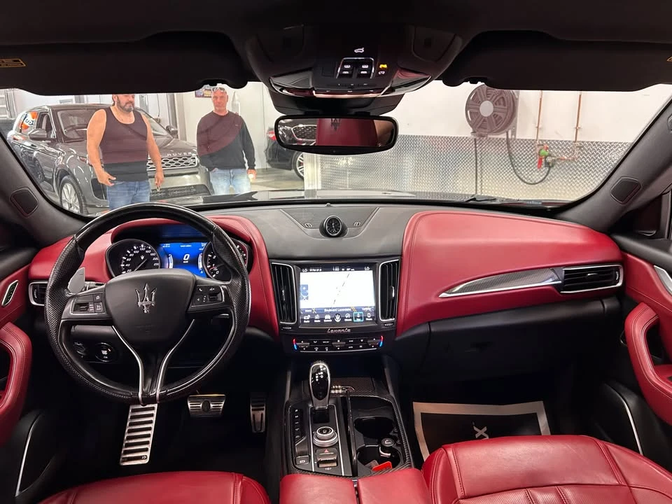 2018 Maserati Levante - Image 16 of 18