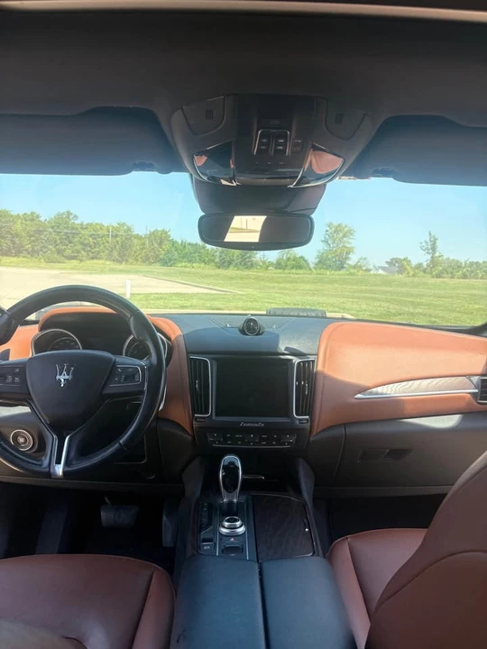 2018 Maserati Levante - Image 8 of 12