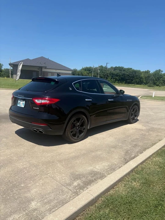 2018 Maserati Levante - Image 5 of 12