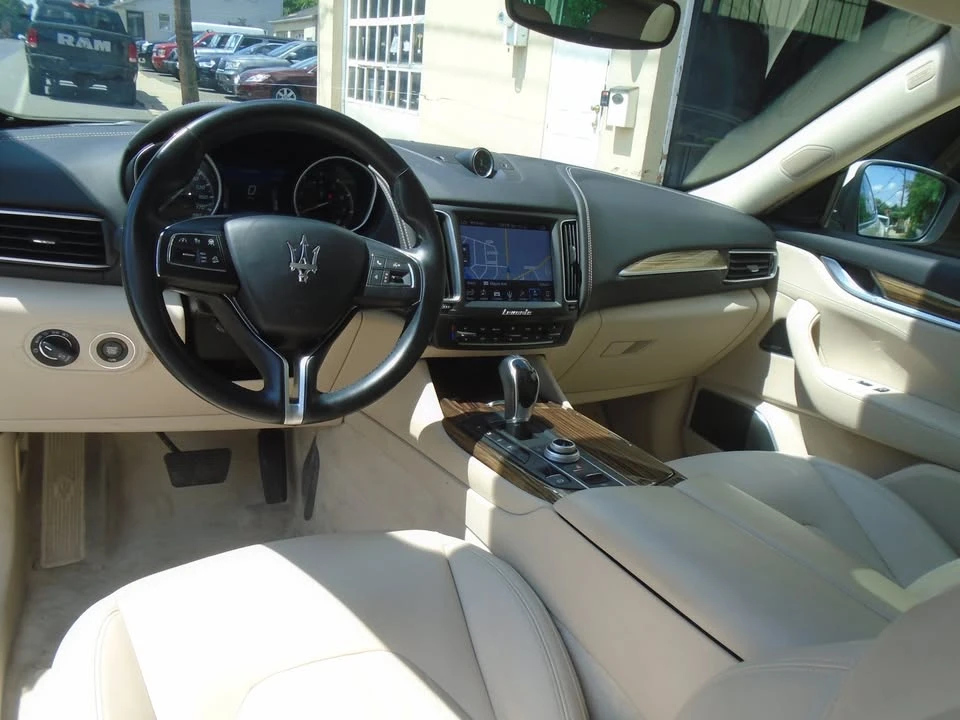 2018 Maserati Levante - Image 11 of 20