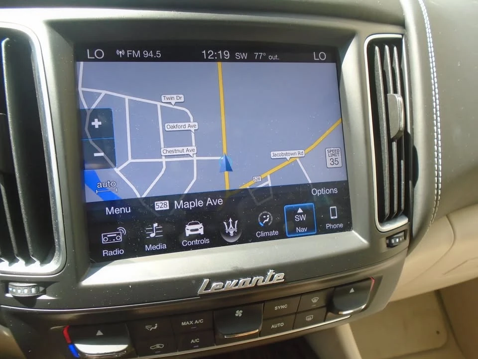 2018 Maserati Levante - Image 16 of 20