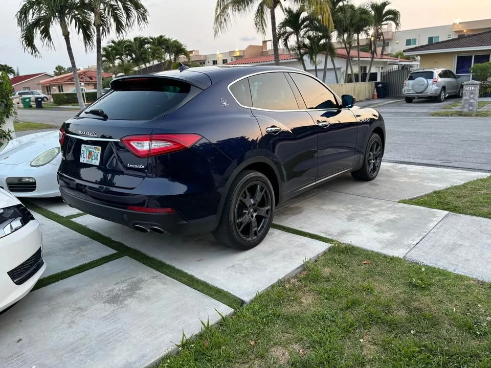 2018 Maserati Levante - Image 4 of 8