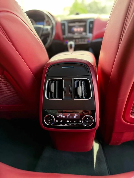 2018 Maserati Levante - Image 10 of 16