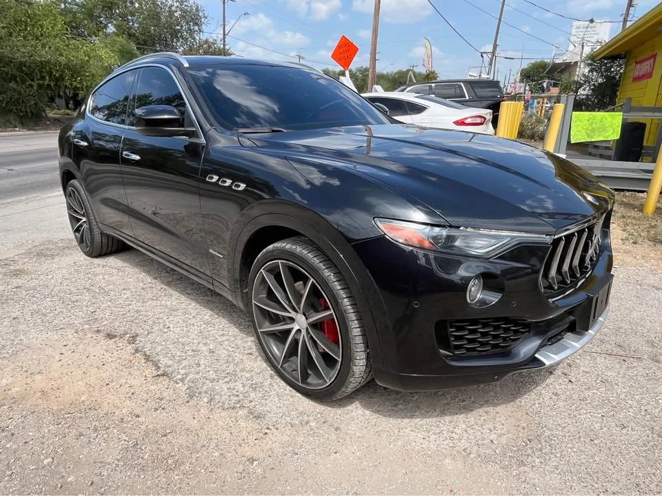 2018 Maserati Levante - Image 2 of 12