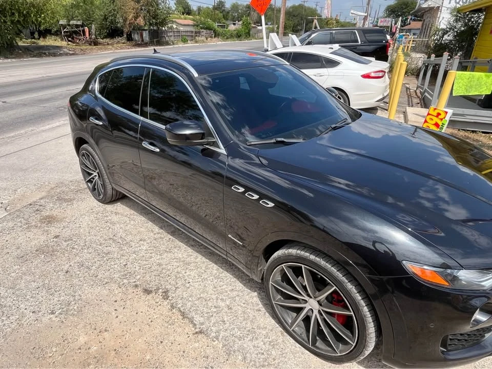 2018 Maserati Levante - Image 5 of 13