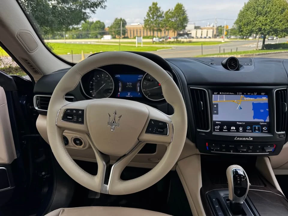 2018 Maserati Levante - Image 15 of 20
