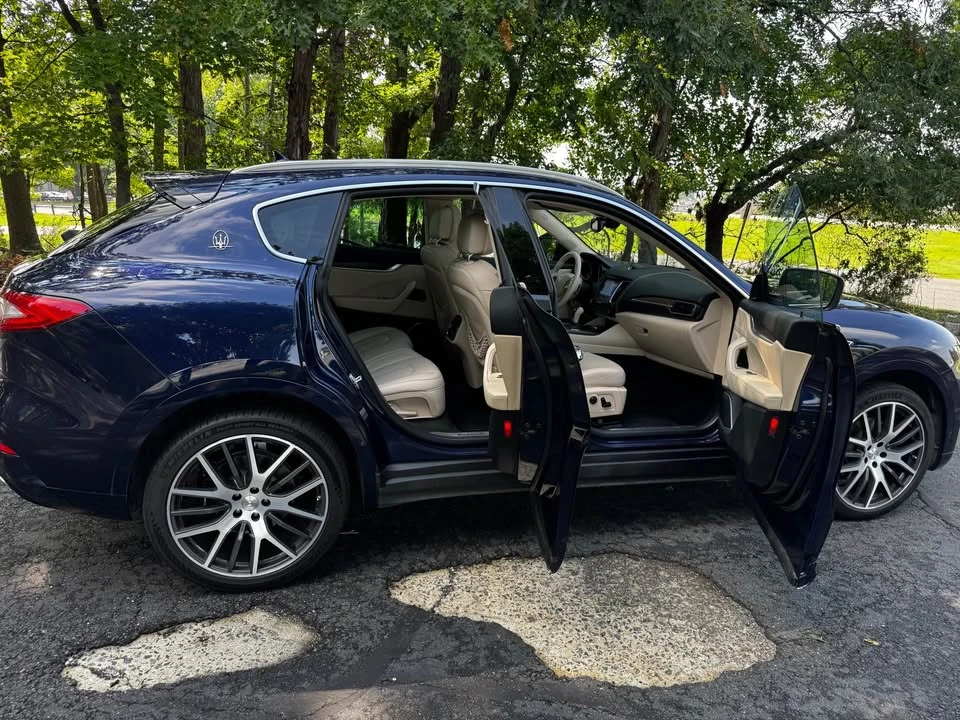 2018 Maserati Levante - Image 18 of 20