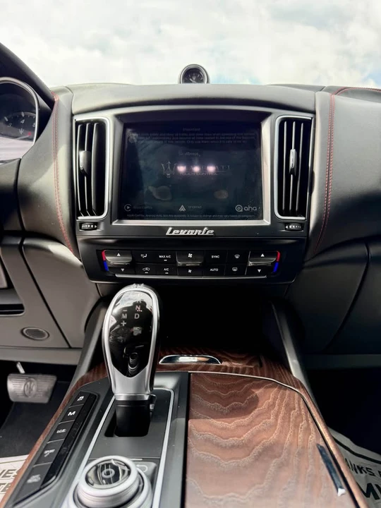 2018 Maserati Levante - Image 10 of 12