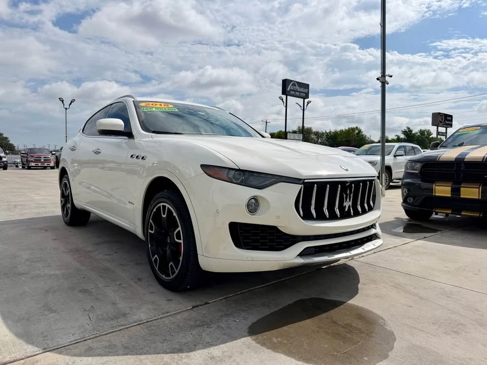 2018 Maserati Levante - Image 4 of 12