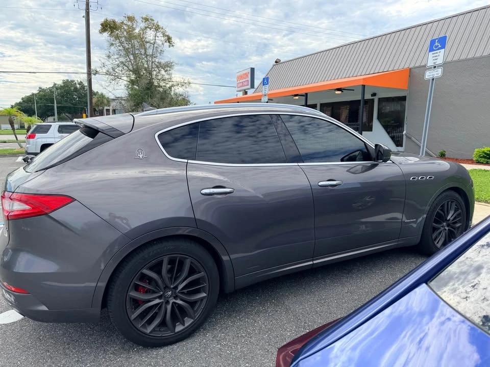 2018 Maserati Levante - Image 6 of 7