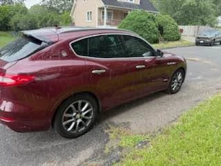 2018 Maserati Levante - Image 5 of 8