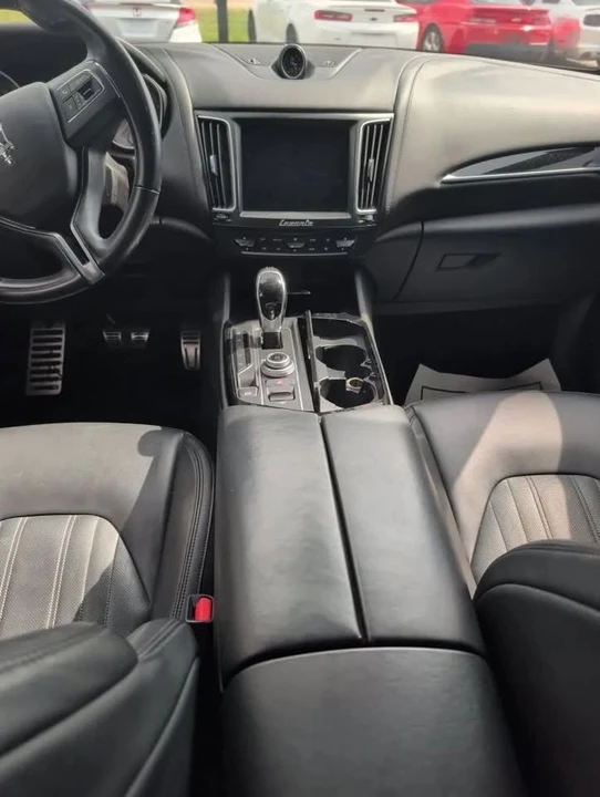 2018 Maserati Levante - Image 11 of 20