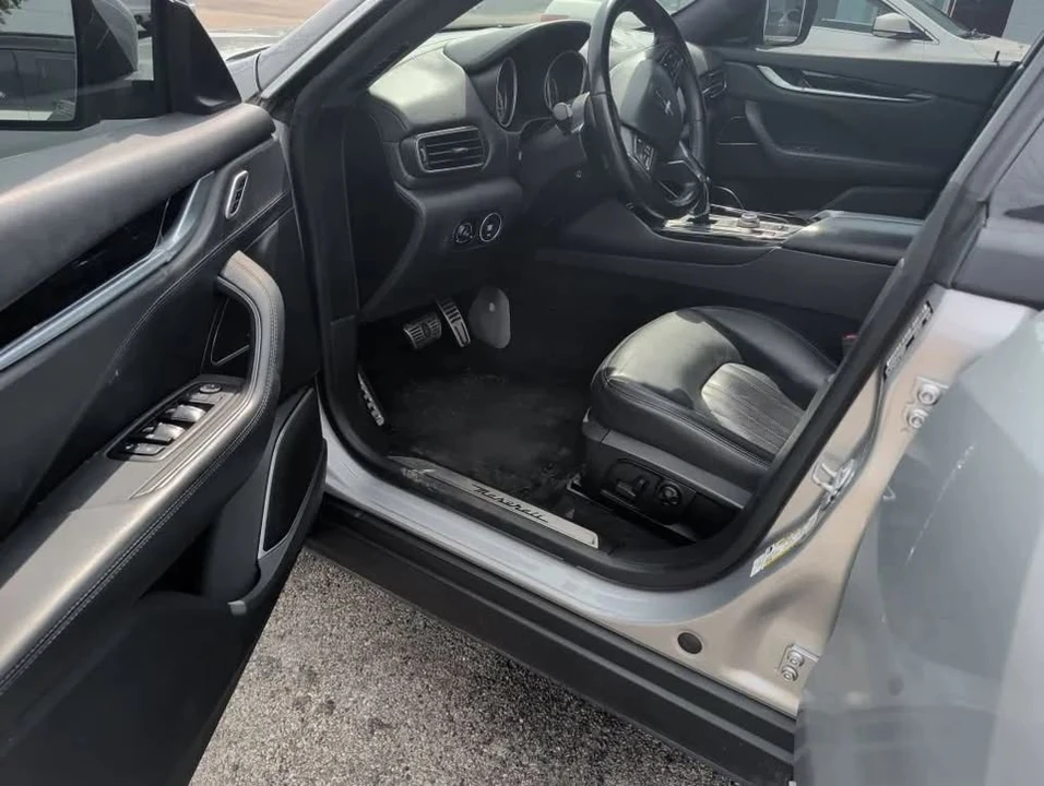 2018 Maserati Levante - Image 16 of 20