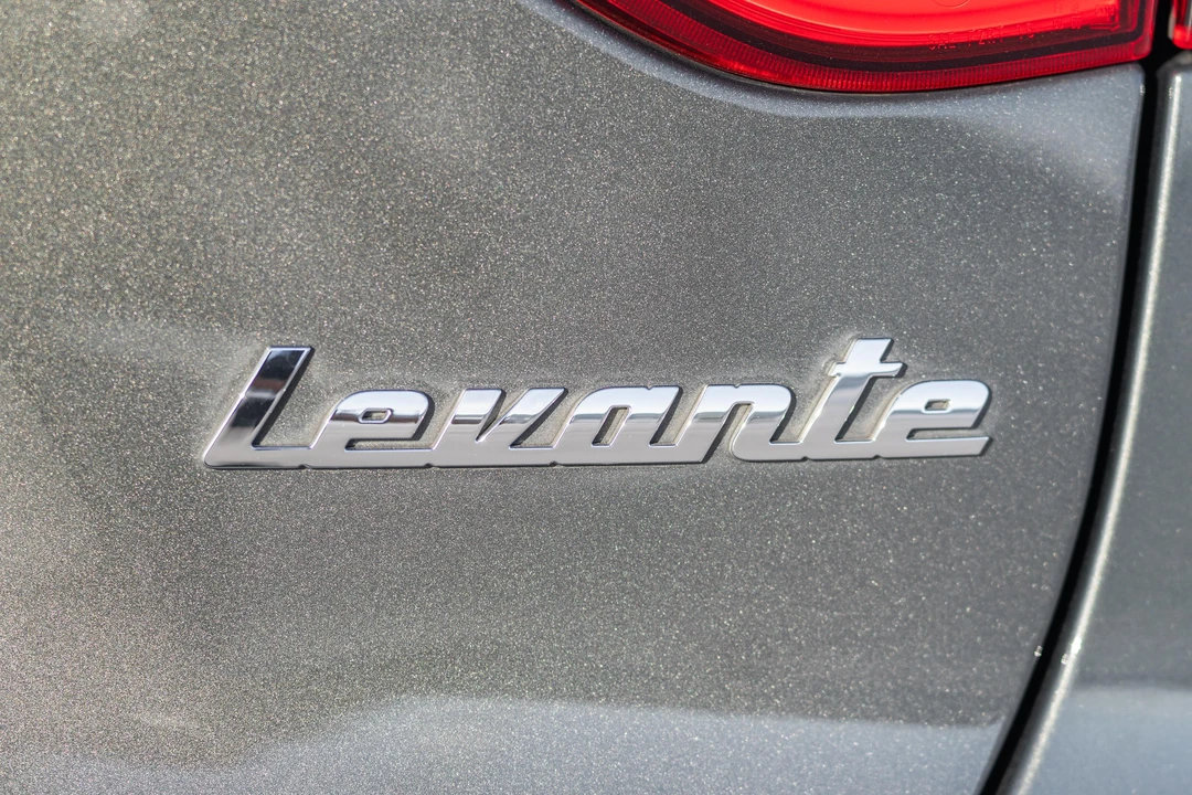 2018 Maserati Levante - Image 28 of 31