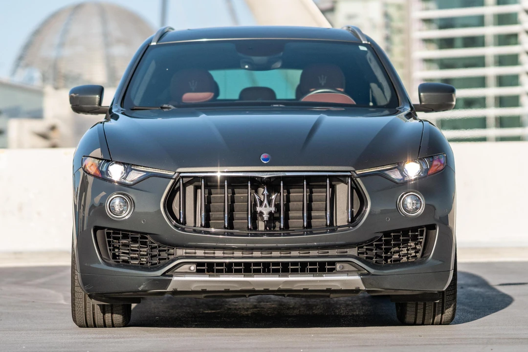 2018 Maserati Levante - Image 2 of 31