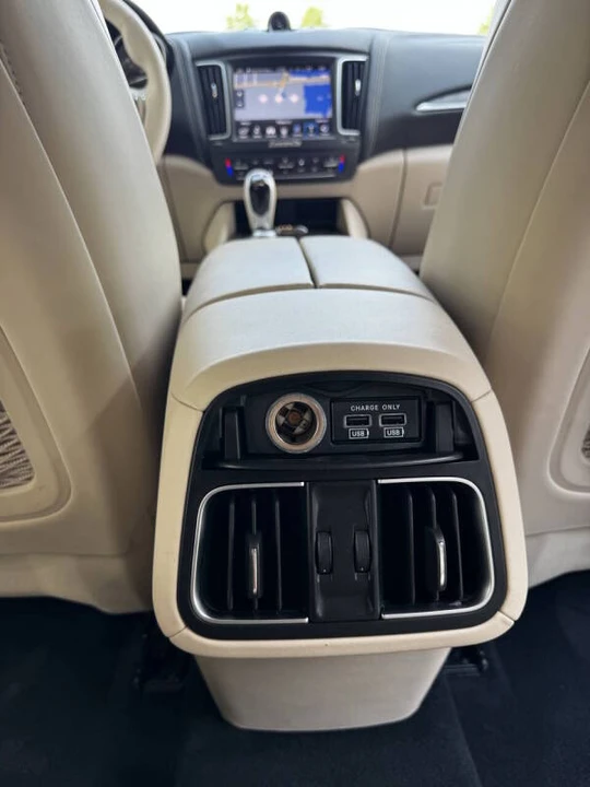 2018 Maserati Levante - Image 26 of 31