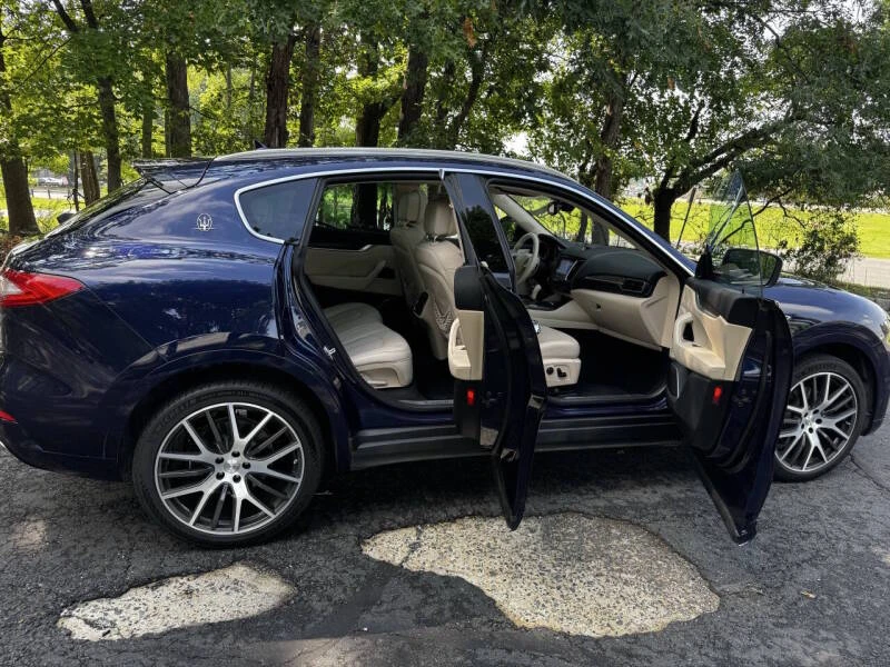 2018 Maserati Levante - Image 30 of 31