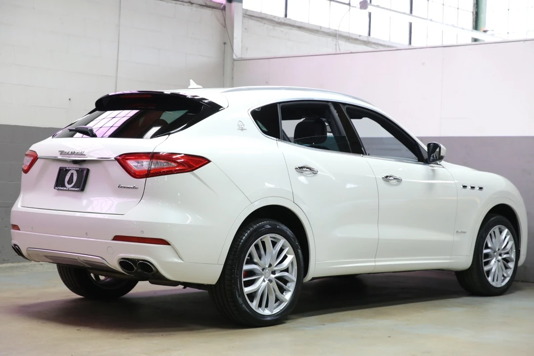 2018 Maserati Levante - Image 17 of 31