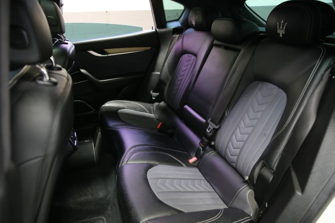 2018 Maserati Levante - Image 11 of 31