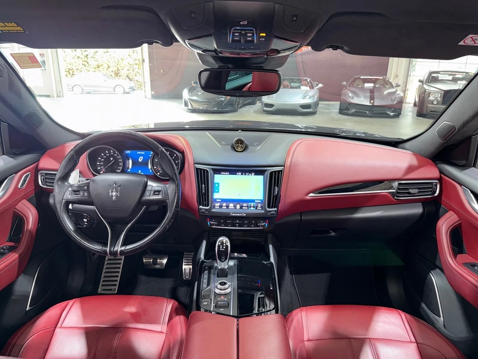 2018 Maserati Levante - Image 8 of 12