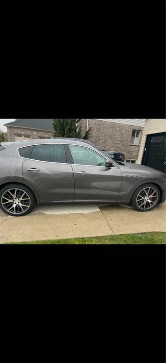 2018 Maserati Levante - Image 2 of 10