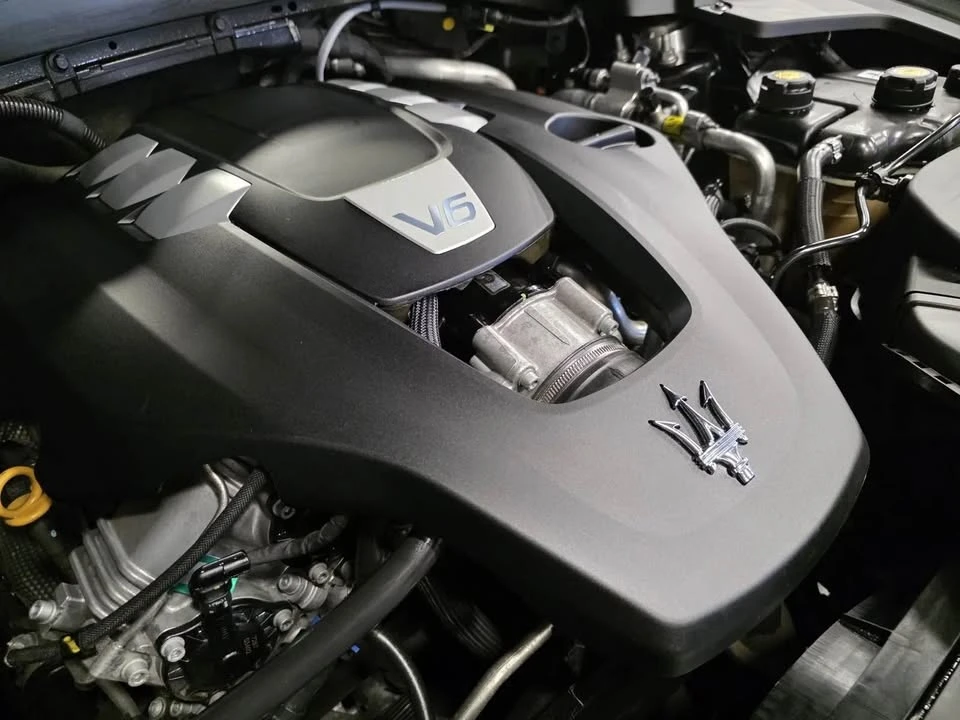 2018 Maserati Levante - Image 7 of 18