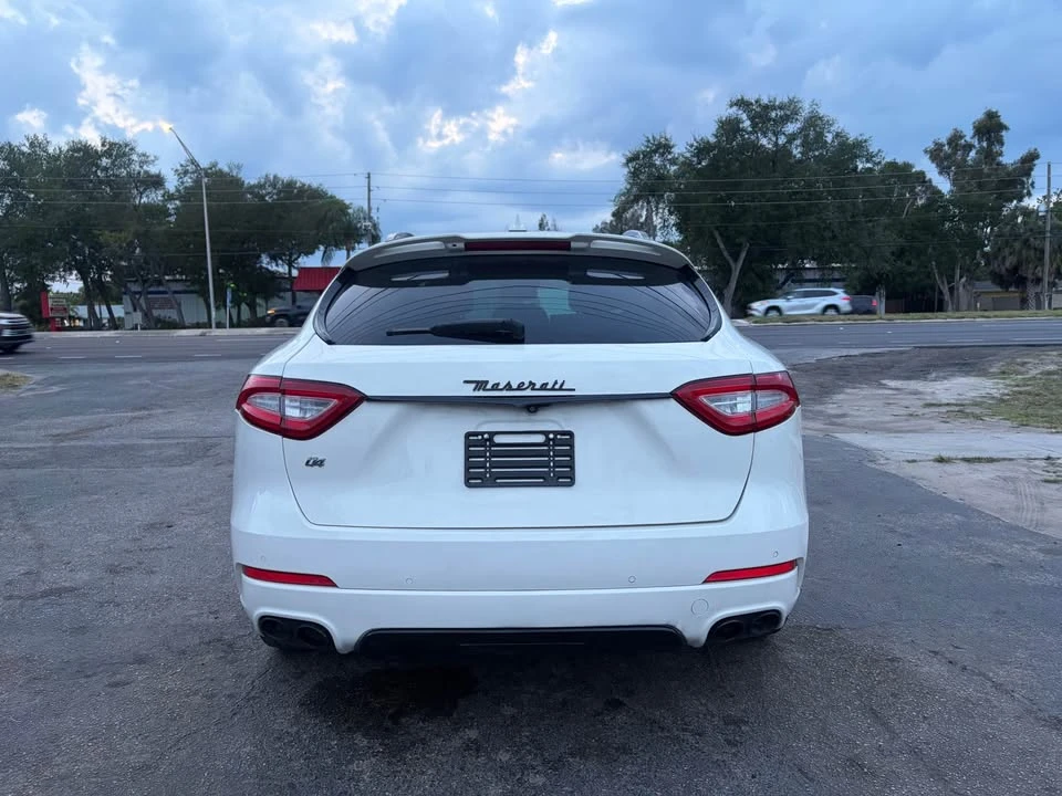 2018 Maserati Levante - Image 8 of 20