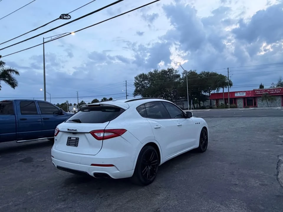 2018 Maserati Levante - Image 6 of 20