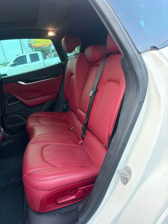 2018 Maserati Levante - Image 13 of 20