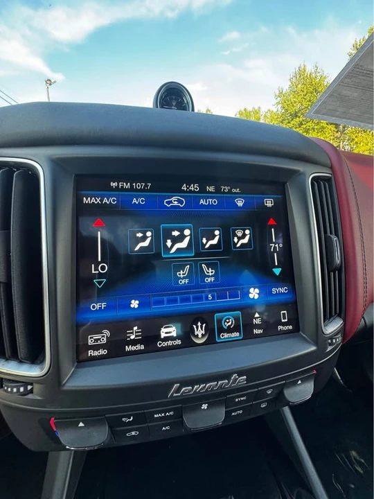 2018 Maserati Levante - Image 11 of 20