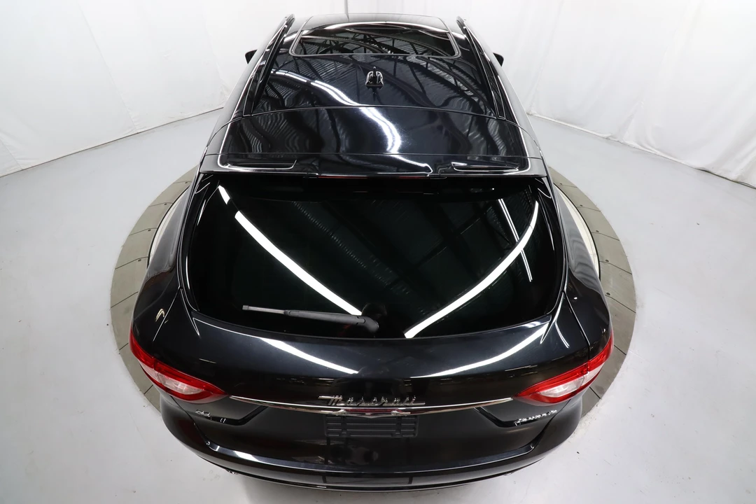 2018 Maserati Levante - Image 17 of 31