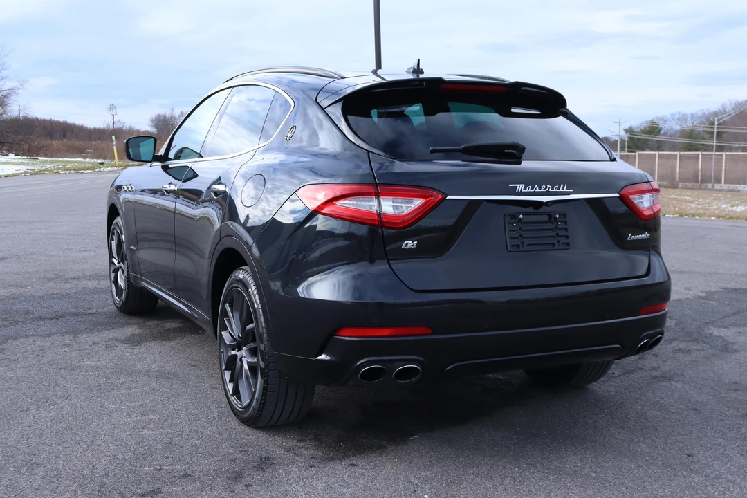 2018 Maserati Levante - Image 15 of 31