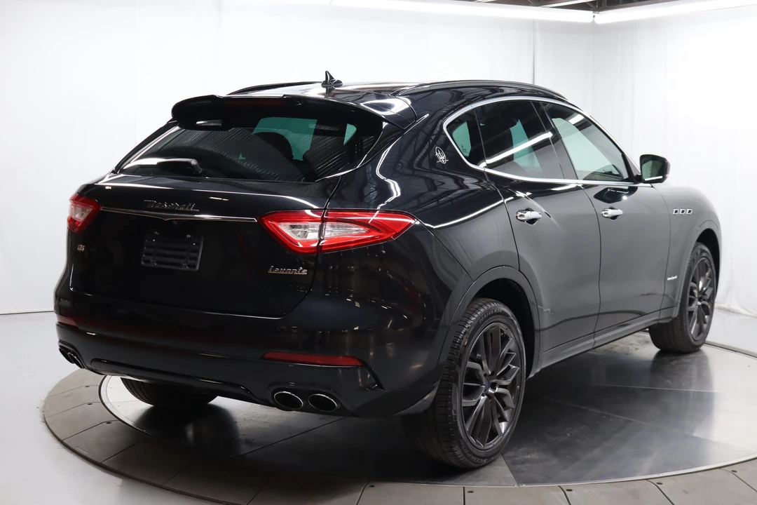 2018 Maserati Levante - Image 19 of 31
