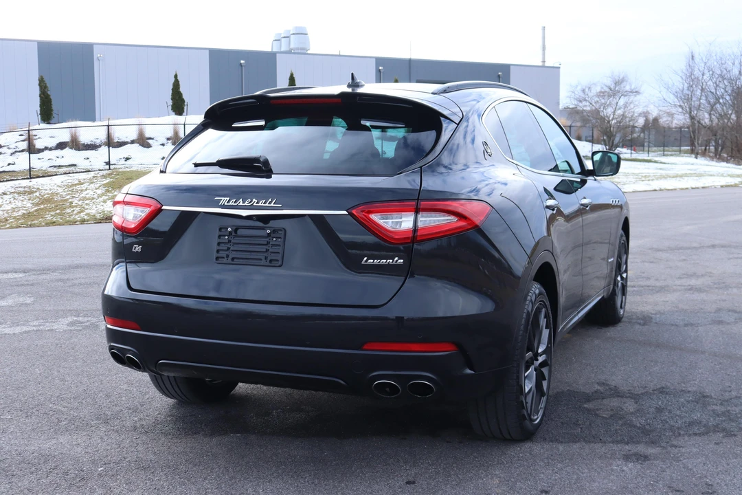 2018 Maserati Levante - Image 18 of 31